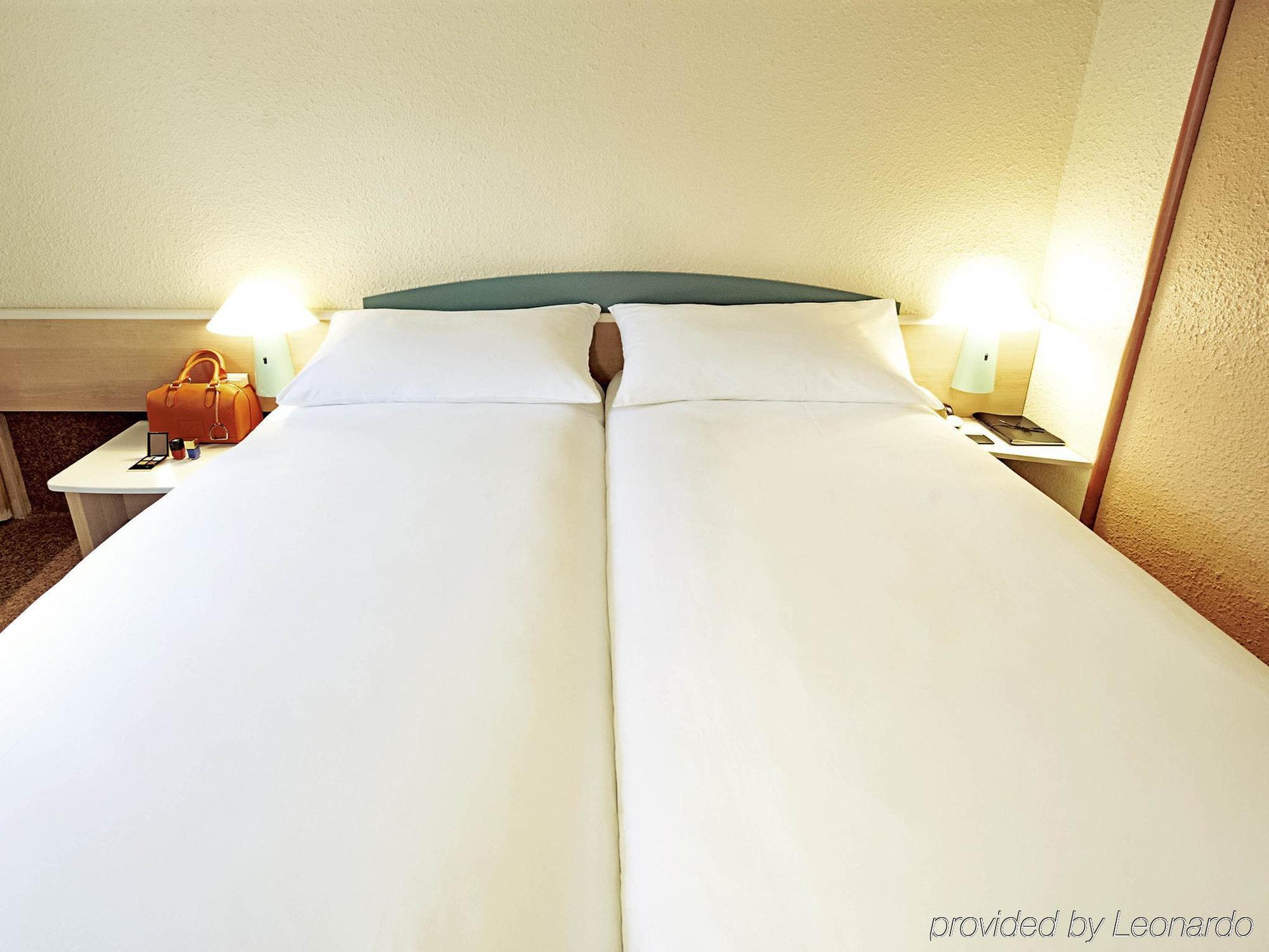 Ibis Lyon L'Isle D'Abeau 호텔 외부 사진