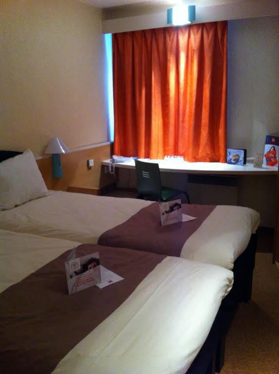 Ibis Lyon L'Isle D'Abeau 호텔 외부 사진